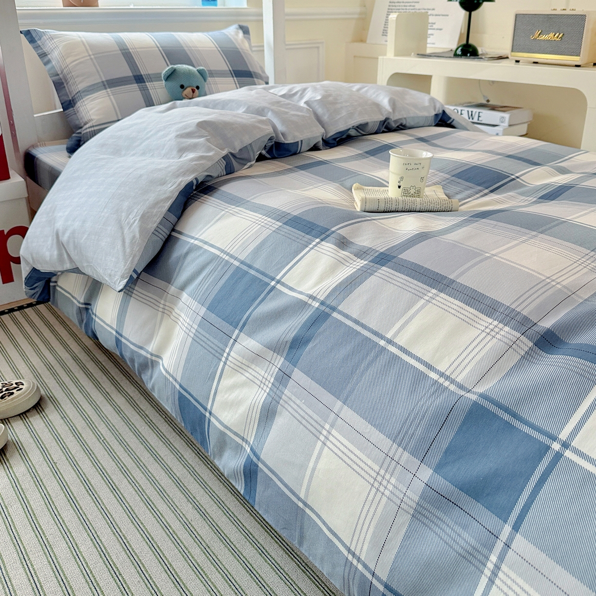 91家纺网 家纺一手货源 找家纺 依庭 2025新款全棉印花学生三件套宿舍三件套全棉三件套纯棉三件套 悬浮晶阵