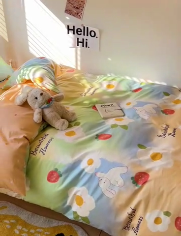 91家纺网 家纺一手货源 找家纺 依庭 2025新款全棉印花学生三件套宿舍三件套全棉三件套纯棉三件套 花蜜草莓