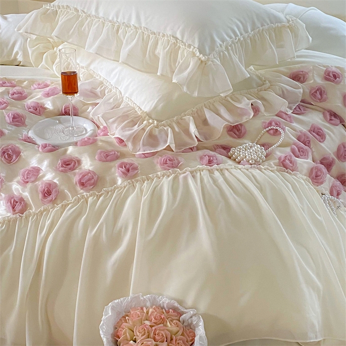 91家纺网 家纺一手货源 找家纺 庭笙 2025新款梦幻纱立体玫瑰高定款法式蕾丝边四件套-玫瑰之恋 玫瑰之恋奶油白