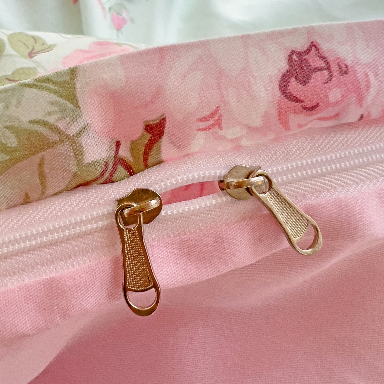 91家纺网 家纺一手货源 找家纺 依庭 2025新款全棉印花学生三件套宿舍三件套全棉三件套纯棉三件套 罗微