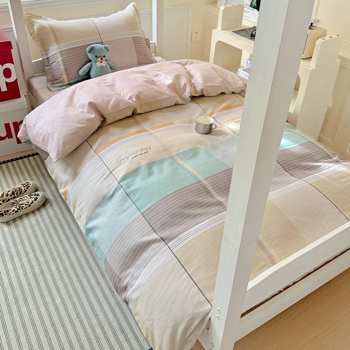 91家纺网 家纺一手货源 找家纺 依庭 2025新款全棉印花学生三件套宿舍三件套全棉三件套纯棉三件套 阳光沙漠