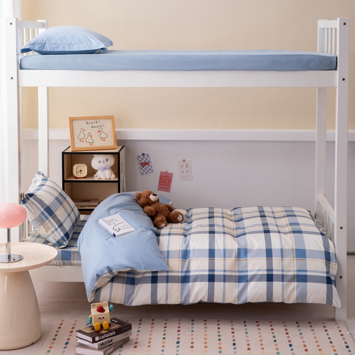 91家纺网 家纺一手货源 找家纺 凌云家纺 2025新款13372全棉学生床笠款三件套 上下铺六件套一整套 春日来信