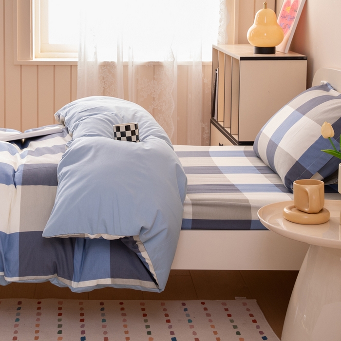 91家纺网 家纺一手货源 找家纺 凌云家纺 2025新款13372全棉学生床笠款三件套 上下铺六件套一整套 蓝大格蓝