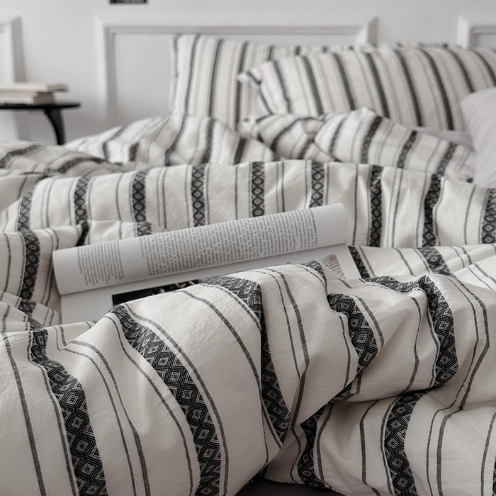 91家纺网 家纺一手货源 找家纺 柚可2025新款全棉提花四件套-布尔乔亚（第二组） 布尔乔亚（枕套提花一对）