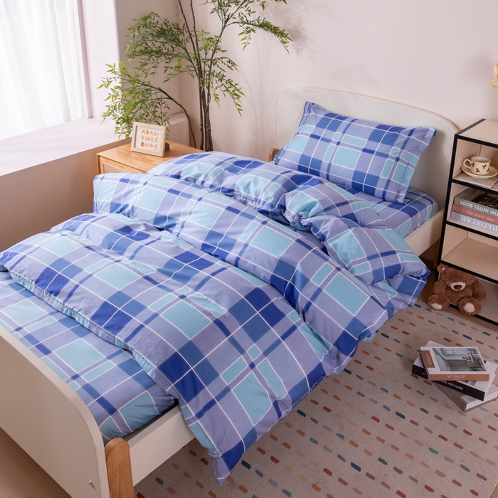 91家纺网 家纺一手货源 找家纺 凌云家纺 2025新款13372全棉学生床笠款三件套 上下铺六件套一整套 蓝绿格