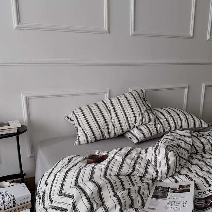 91家纺网 家纺一手货源 找家纺 柚可2025新款全棉提花四件套-布尔乔亚（第二组） 布尔乔亚（枕套提花+灰色）