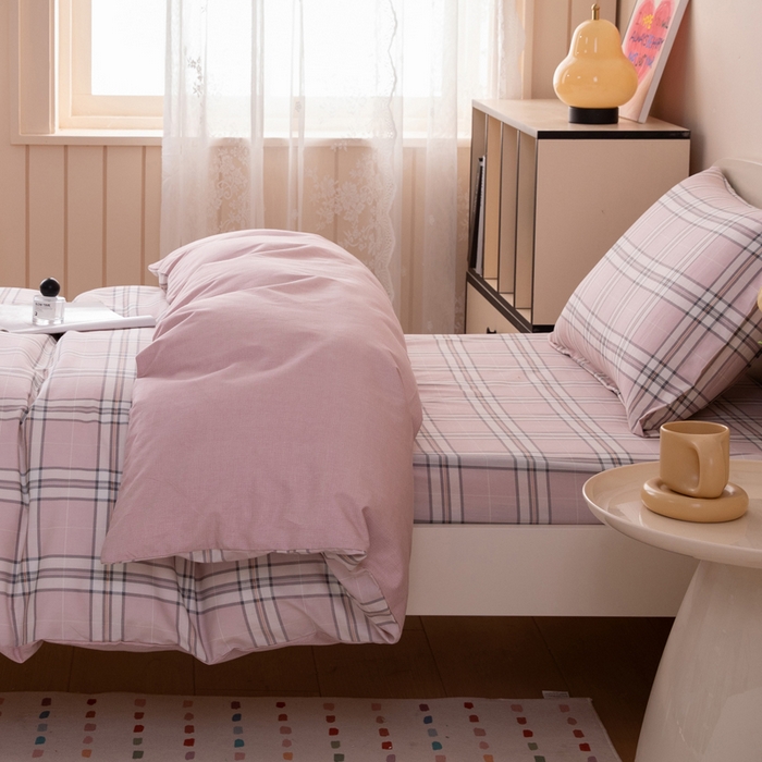 91家纺网 家纺一手货源 找家纺 凌云家纺 2025新款13372全棉学生床笠款三件套 上下铺六件套一整套 绮梦粉