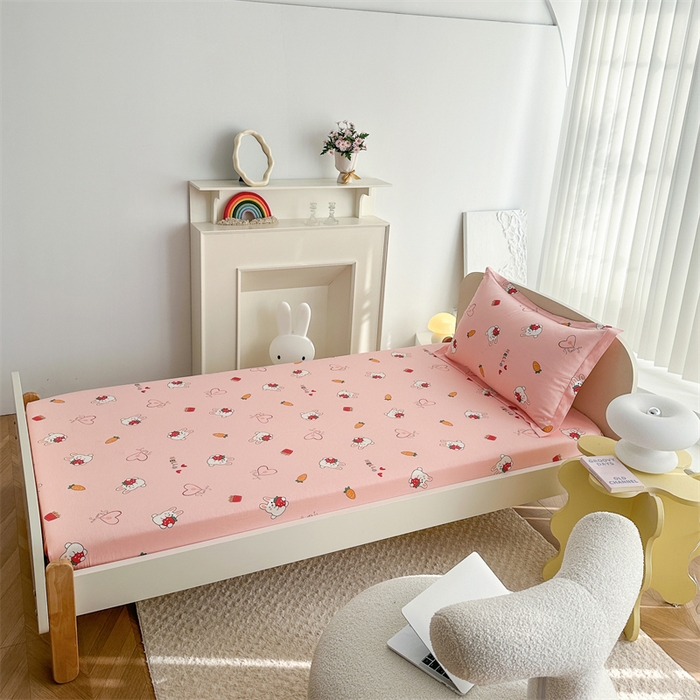 91家纺网 家纺一手货源 找家纺 凌云家纺 2025新款13372全棉学生床笠款三件套 上下铺六件套一整套 水果兔-粉