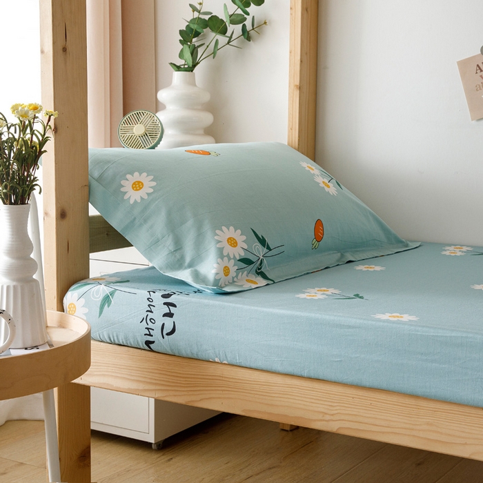 91家纺网 家纺一手货源 找家纺 凌云家纺 2025新款13372全棉学生床笠款三件套 上下铺六件套一整套 小雏菊-蓝