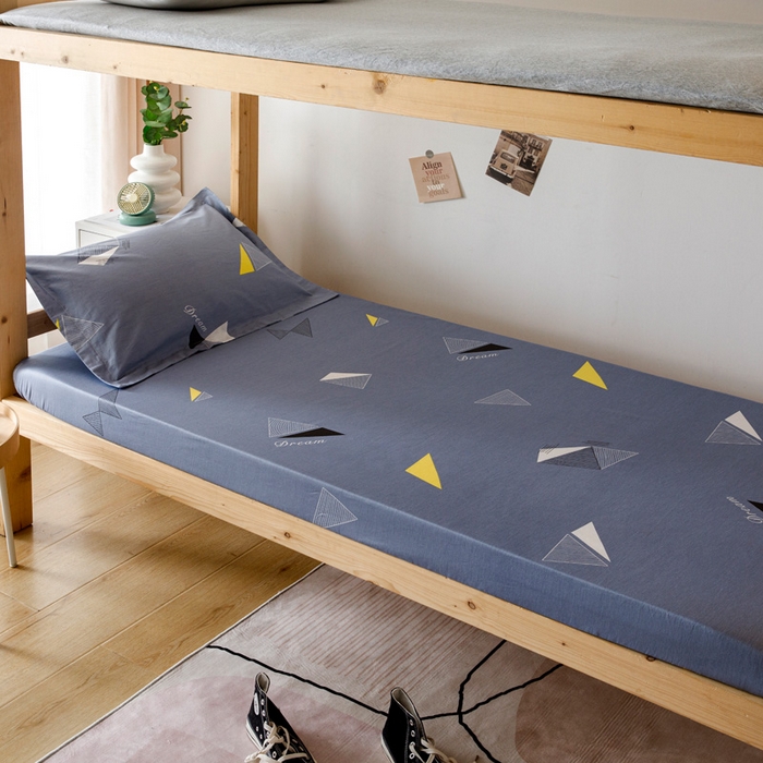 91家纺网 家纺一手货源 找家纺 凌云家纺 2025新款13372全棉学生床笠款三件套 上下铺六件套一整套 英伦时尚-灰