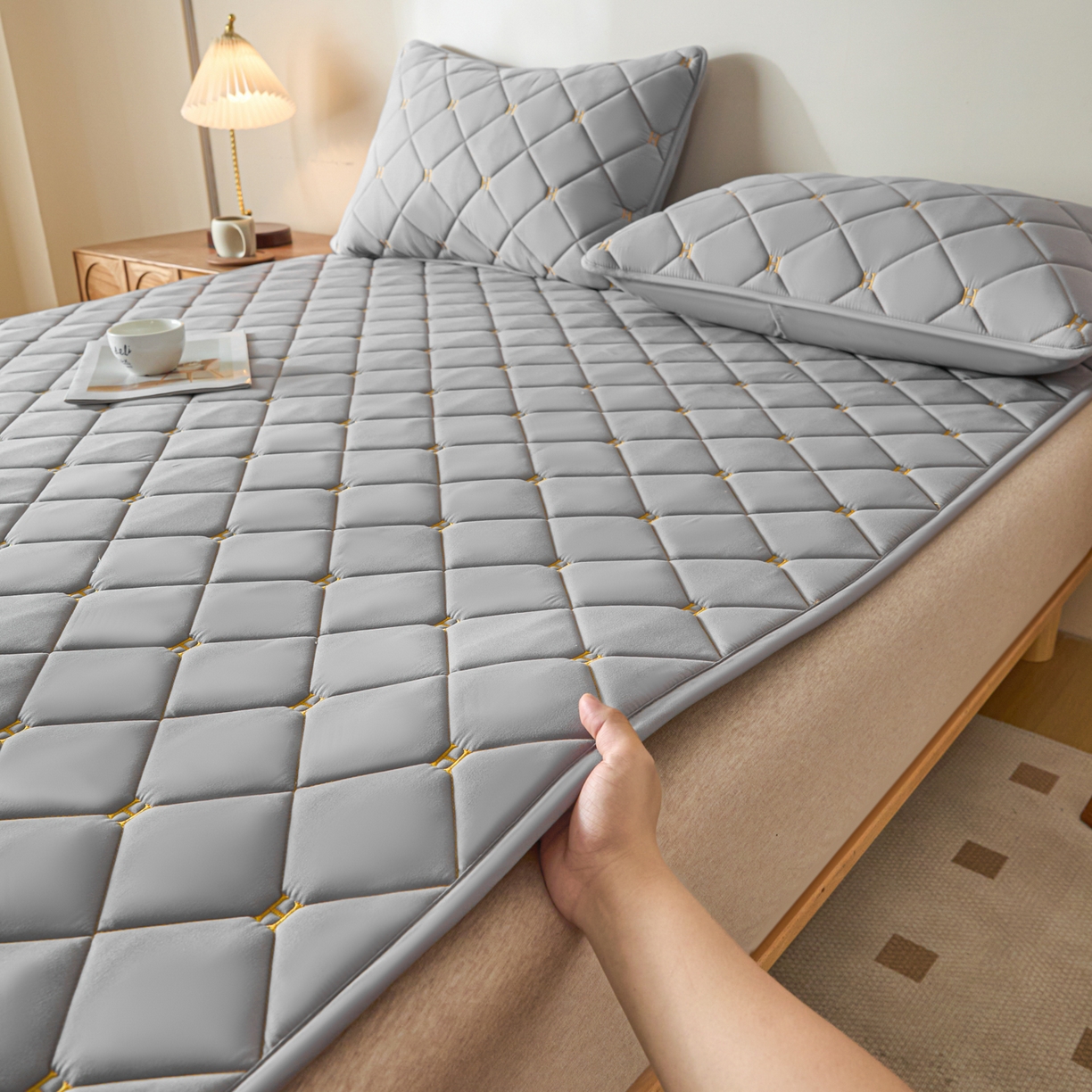 91家纺网 家纺一手货源 找家纺 芬晴家纺 2025新款A类亲肤刺绣系列成人床垫-派格 派格-星灰