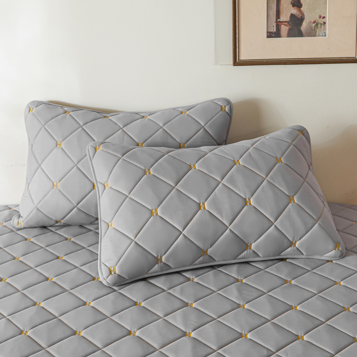 91家纺网 家纺一手货源 找家纺 芬晴家纺 2025新款A类亲肤刺绣系列成人床垫-派格 派格-星灰