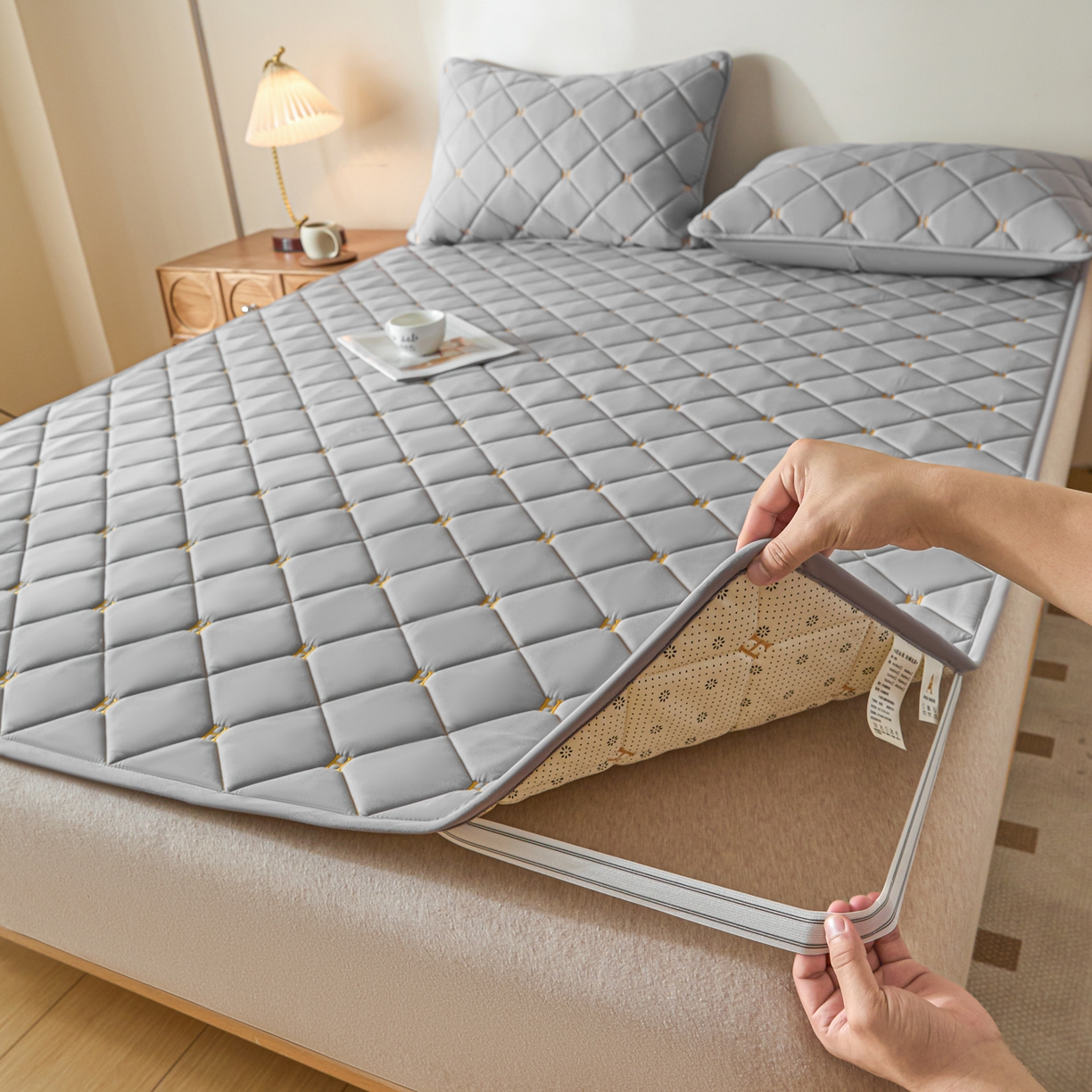 91家纺网 家纺一手货源 找家纺 芬晴家纺 2025新款A类亲肤刺绣系列成人床垫-派格 派格-星灰