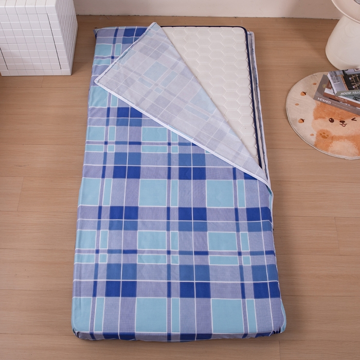 91家纺网 家纺一手货源 找家纺 凌云家纺 2025春夏新款13372全棉纯棉学生床套款三件套上下铺宿舍六件套一整套 蓝绿格