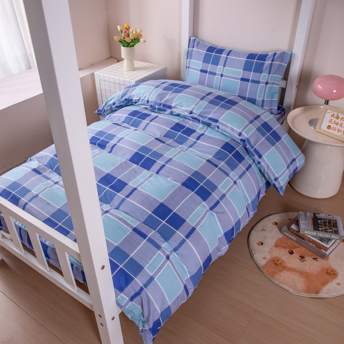 91家纺网 家纺一手货源 找家纺 凌云家纺 2025春夏新款13372全棉纯棉学生床套款三件套上下铺宿舍六件套一整套 蓝绿格