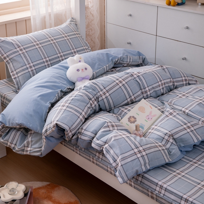 91家纺网 家纺一手货源 找家纺 凌云家纺 2025春夏新款13372全棉纯棉学生床套款三件套上下铺宿舍六件套一整套 绮梦蓝