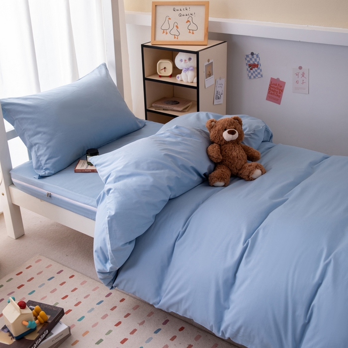 91家纺网 家纺一手货源 找家纺 凌云家纺 2025春夏新款13372全棉纯棉学生床套款三件套上下铺宿舍六件套一整套 星空蓝