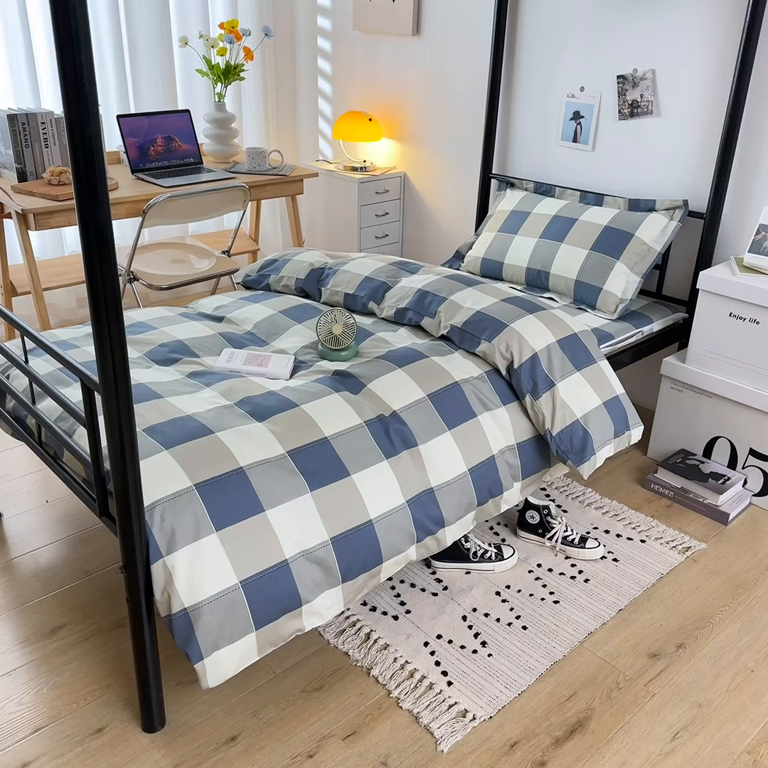 91家纺网 家纺一手货源 找家纺 凌云家纺 2025春夏新款13372全棉纯棉学生床套款三件套上下铺宿舍六件套一整套 千寻