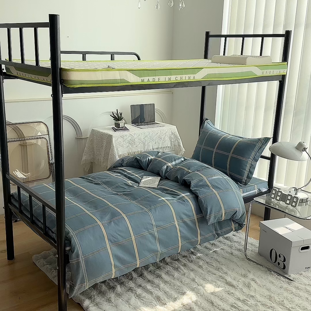 91家纺网 家纺一手货源 找家纺 凌云家纺 2025春夏新款13372全棉纯棉学生床套款三件套上下铺宿舍六件套一整套 绅士蓝