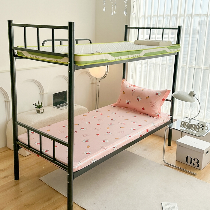 91家纺网 家纺一手货源 找家纺 凌云家纺 2025春夏新款13372全棉纯棉学生床套款三件套上下铺宿舍六件套一整套 水果兔-粉