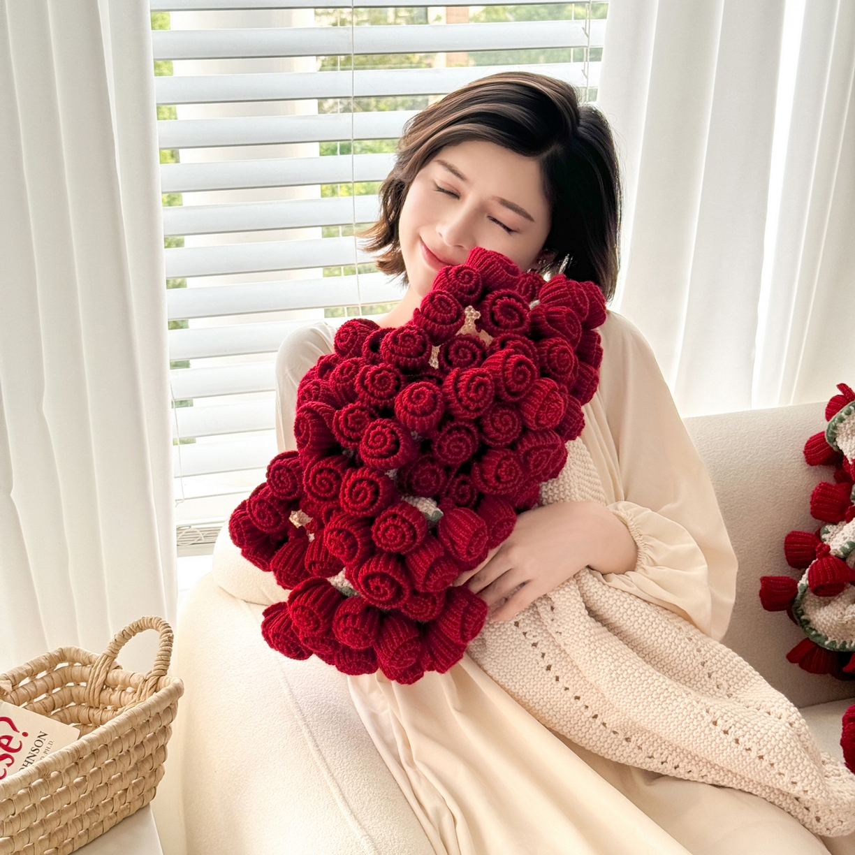 91家纺网 家纺一手货源 找家纺 （总）丹本家纺 2025春夏新款A类爆款玫瑰花束毯多功能玫瑰花毯车载办公室盖毯毛毯毯子