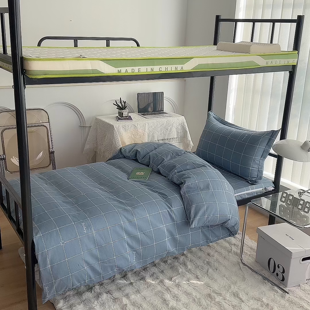 91家纺网 家纺一手货源 找家纺 凌云家纺 2025春夏新款13372全棉纯棉学生床套款三件套上下铺宿舍六件套一整套 未来之星