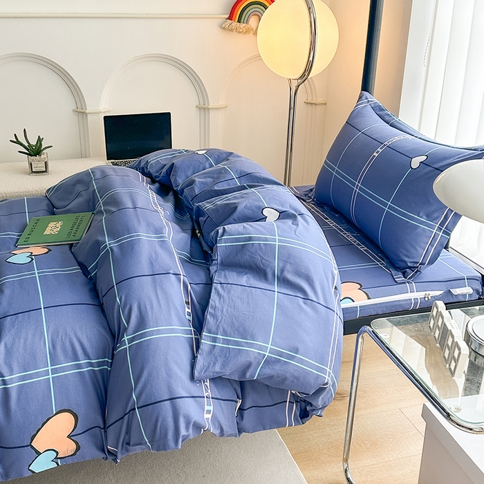 91家纺网 家纺一手货源 找家纺 凌云家纺 2025春夏新款13372全棉纯棉学生床套款三件套上下铺宿舍六件套一整套 心有灵犀