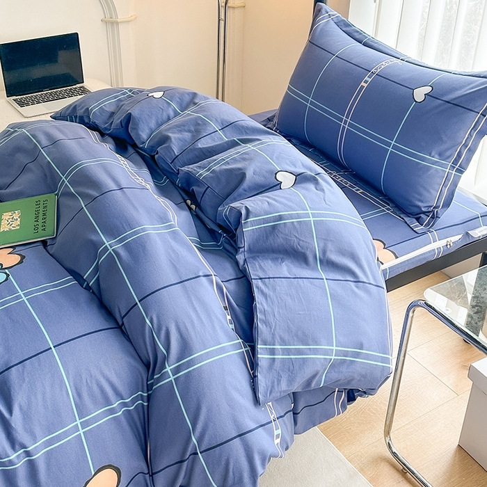 91家纺网 家纺一手货源 找家纺 凌云家纺 2025春夏新款13372全棉纯棉学生床套款三件套上下铺宿舍六件套一整套 心有灵犀