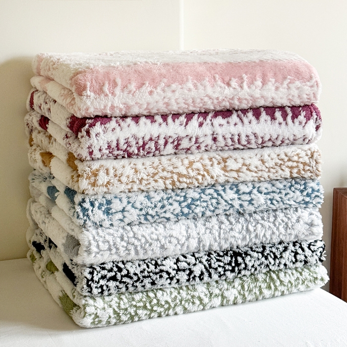 丹本家纺 2025新款ins风条纹毛毯提升格调好物清新条纹风毛毯跨境电商阳离子提花简约时尚毯毛毯毯子 组合