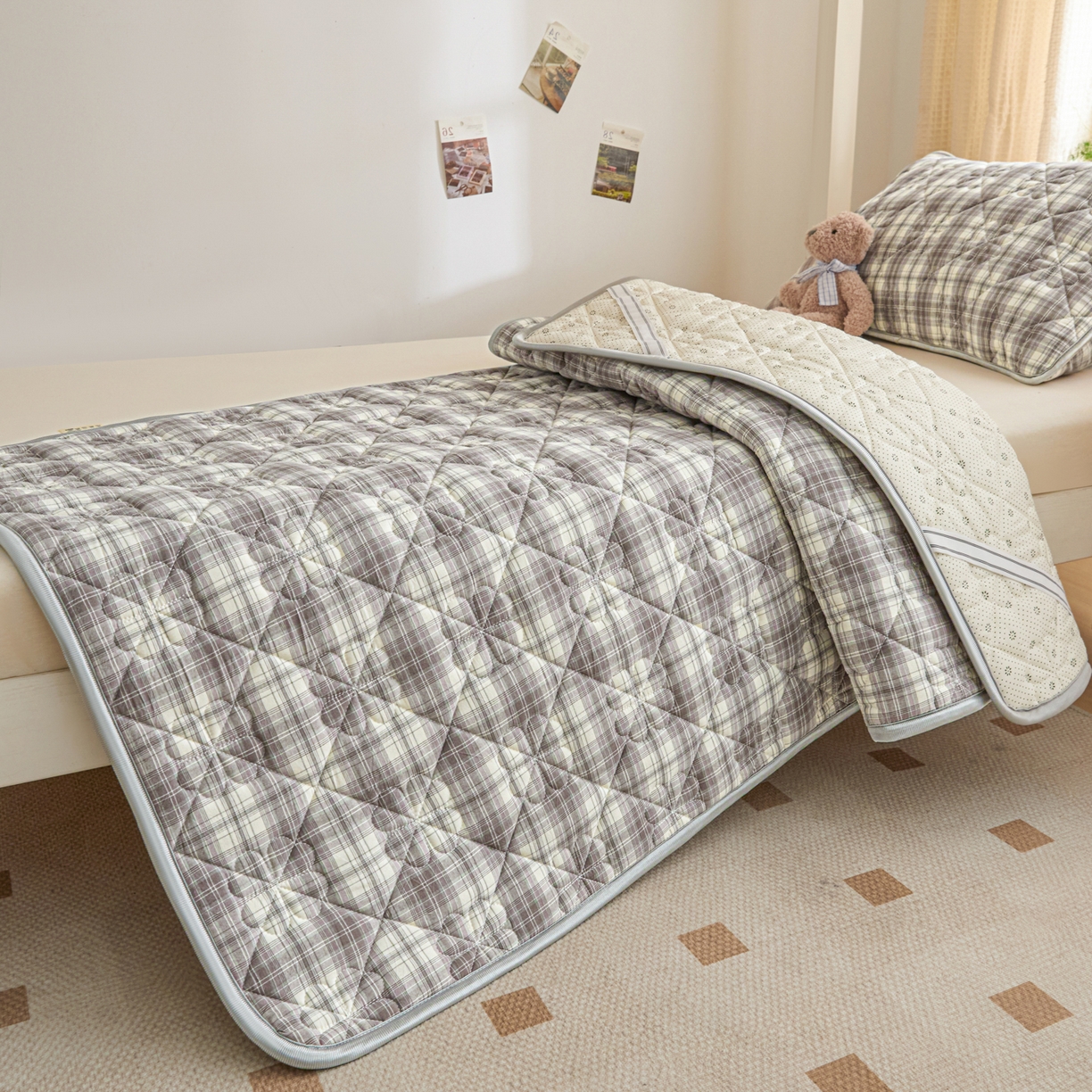 91家纺网 家纺一手货源 找家纺 （总）芬晴家纺 2025新款A类大豆格子床垫-学生床