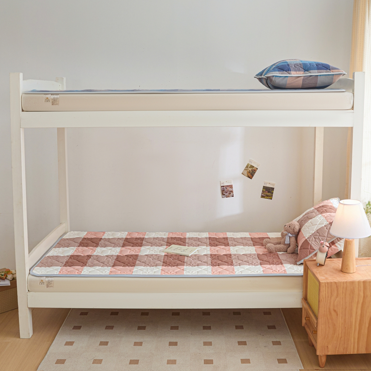 91家纺网 家纺一手货源 找家纺 芬晴家纺 2025新款A类大豆格子床垫-学生床 橙大格