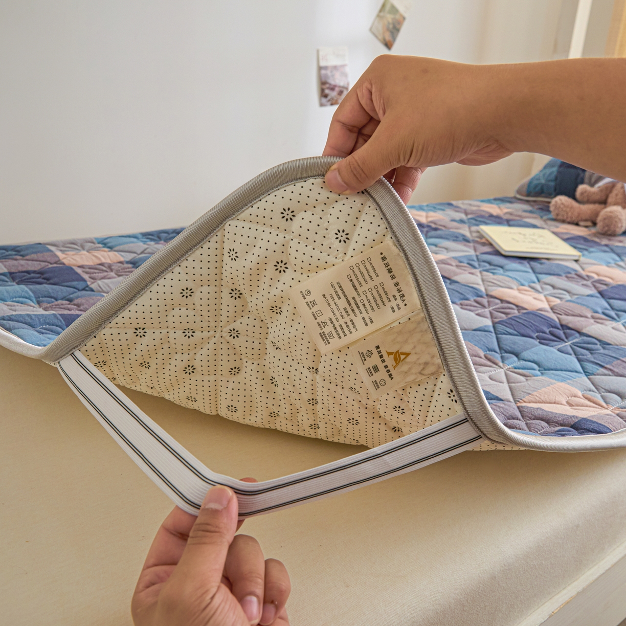 91家纺网 家纺一手货源 找家纺 芬晴家纺 2025新款A类大豆格子床垫-学生床 英伦