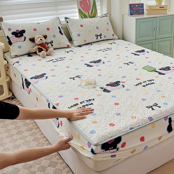 纽缦家纺 2025春夏新款夹棉床笠单床笠 波点小狗