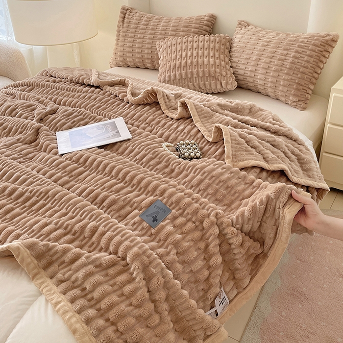 91家纺网 家纺一手货源 找家纺 楼兰公主 2025新款竹节绒毛毯 卡其色