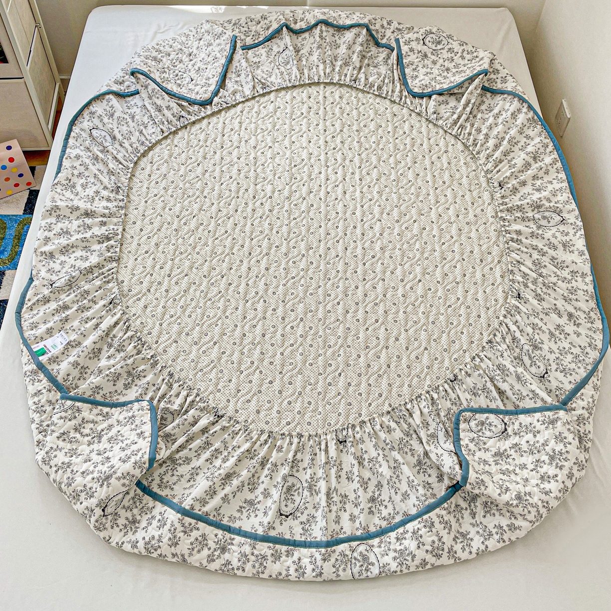 91家纺网 家纺一手货源 找家纺 纽缦家纺 2025春夏新款夹棉床笠单床笠 花宇时间