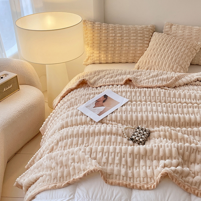 91家纺网 家纺一手货源 找家纺 楼兰公主 2025新款竹节绒毛毯 奶油咖