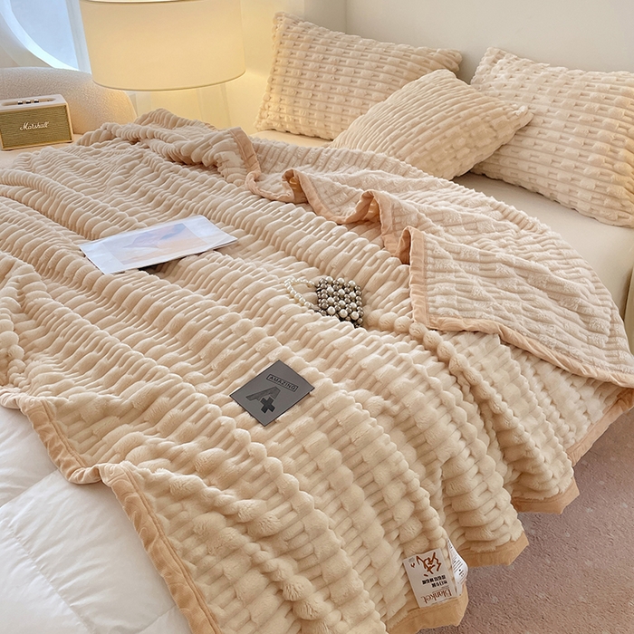 91家纺网 家纺一手货源 找家纺 楼兰公主 2025新款竹节绒毛毯 奶油咖