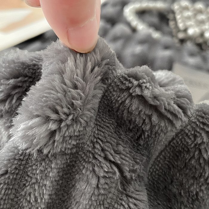 91家纺网 家纺一手货源 找家纺 楼兰公主 2025新款竹节绒毛毯 深灰色