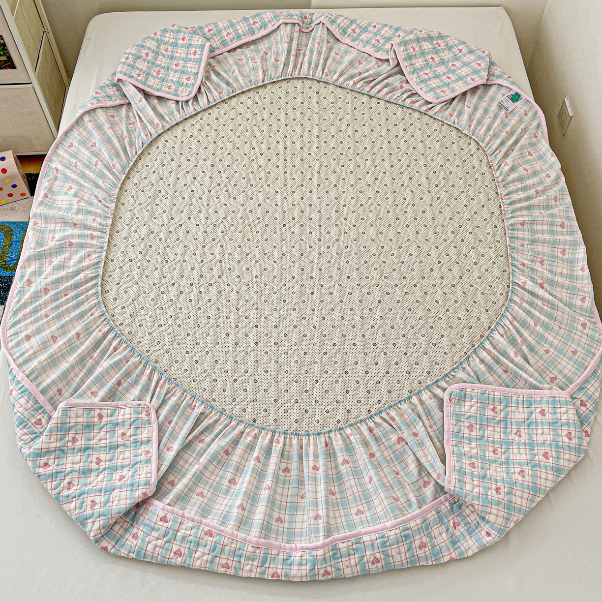 91家纺网 家纺一手货源 找家纺 纽缦家纺 2025春夏新款夹棉床笠单床笠 温暖粉心