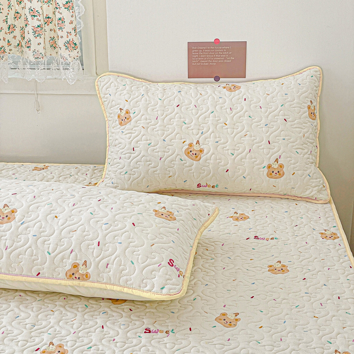 91家纺网 家纺一手货源 找家纺 纽缦家纺 2025春夏新款夹棉床笠单床笠 小熊冰淇淋