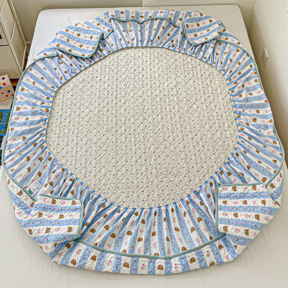 91家纺网 家纺一手货源 找家纺 纽缦家纺 2025春夏新款夹棉床笠单床笠 小熊拉钩蓝