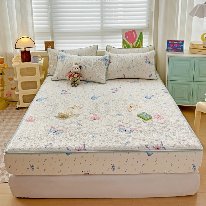 91家纺网 家纺一手货源 找家纺 纽缦家纺 2025春夏新款夹棉床笠单床笠 星蝶物语