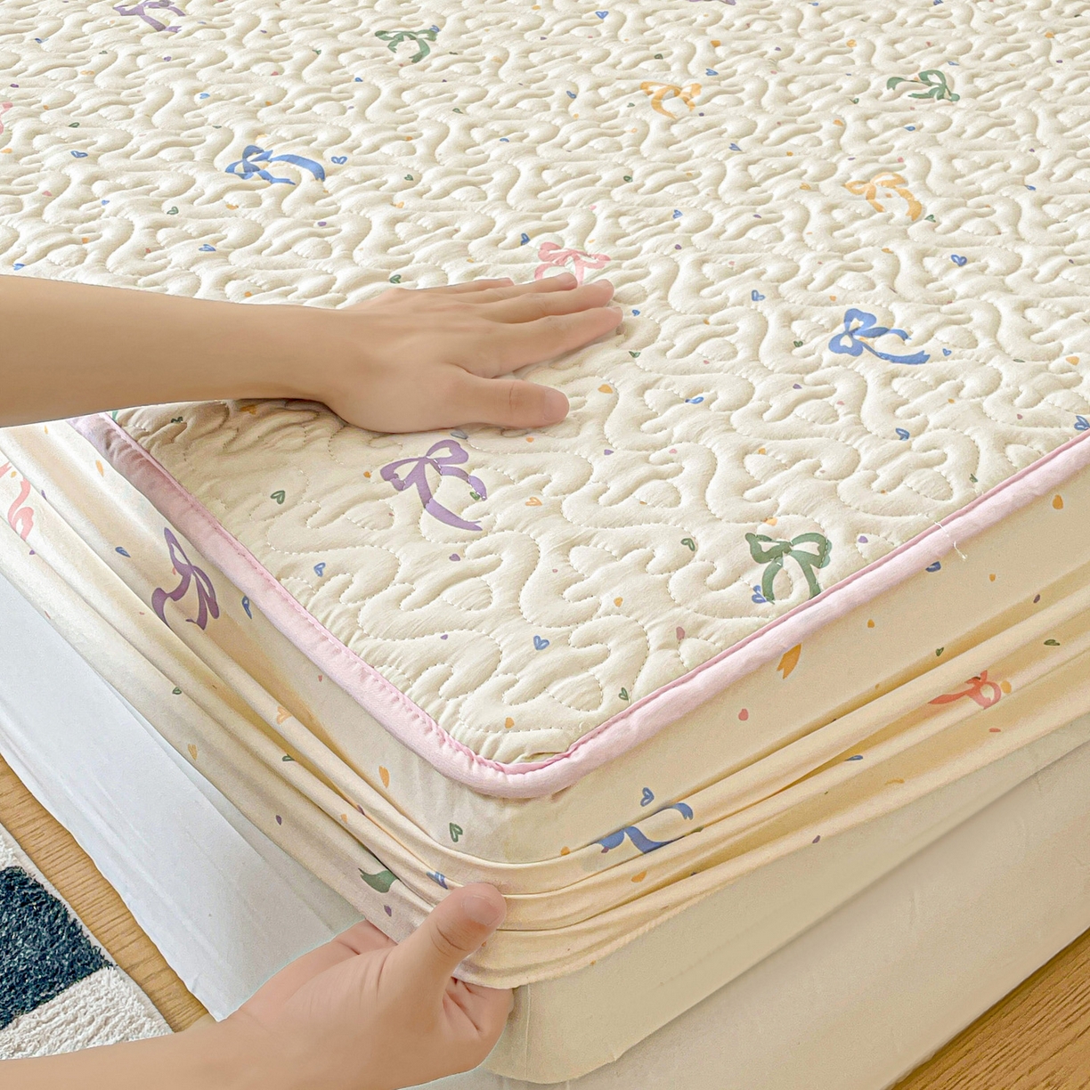 91家纺网 家纺一手货源 找家纺 纽缦家纺 2025春夏新款夹棉床笠单床笠 星梦蝶结