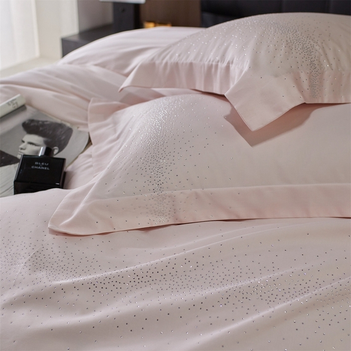 91家纺网 家纺一手货源 找家纺 鼎飞2025新款长绒棉烫钻四件套 皇家梦境-薄荷粉