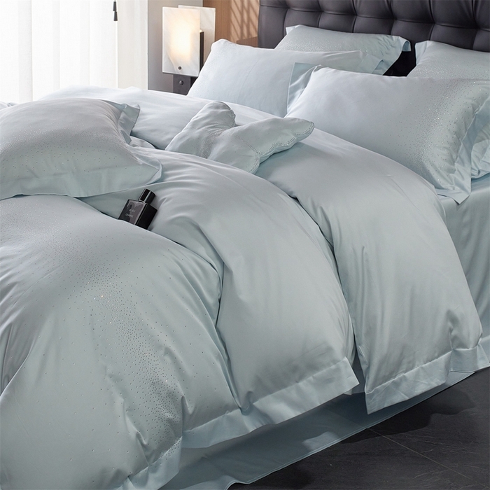 91家纺网 家纺一手货源 找家纺 鼎飞2025新款长绒棉烫钻四件套 皇家梦境-水雾蓝