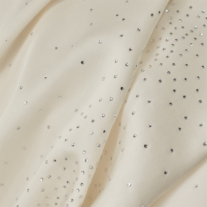 91家纺网 家纺一手货源 找家纺 鼎飞2025新款长绒棉烫钻四件套 皇家梦境-象牙米