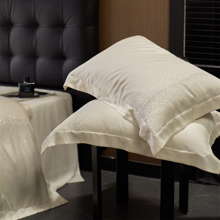 91家纺网 家纺一手货源 找家纺 鼎飞2025新款长绒棉烫钻四件套 皇家梦境-象牙米