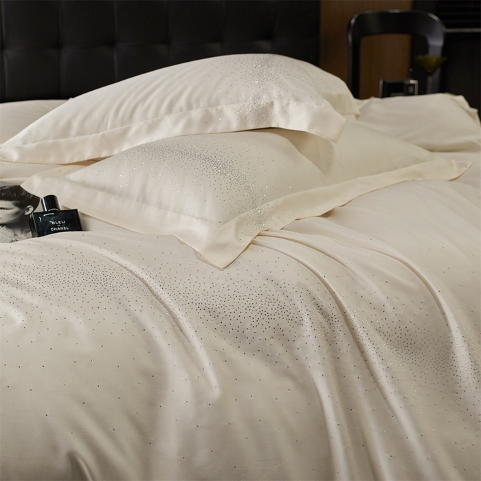 91家纺网 家纺一手货源 找家纺 鼎飞2025新款长绒棉烫钻四件套 皇家梦境-象牙米