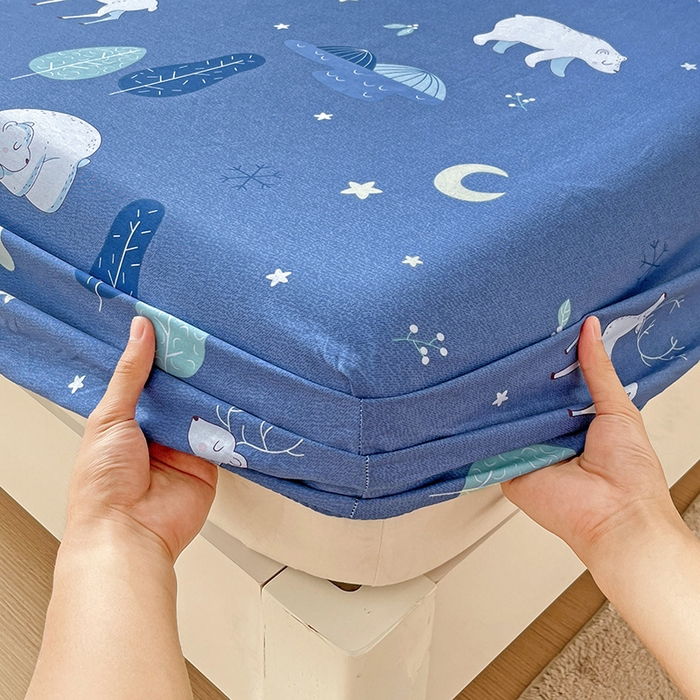 91家纺网 家纺一手货源 找家纺 纽缦家纺 2025新款纯棉斜纹床笠单品床笠 夜晚的森林