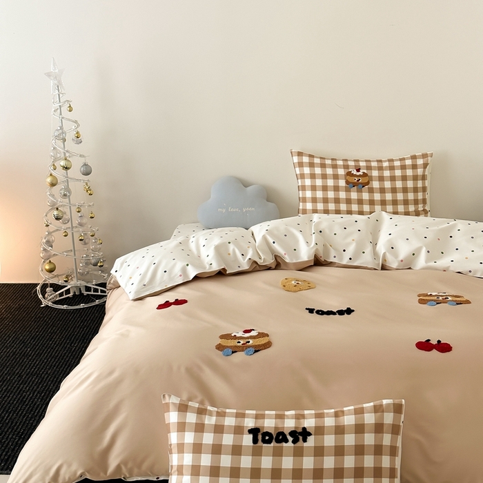 时光里2025新款100S卡通风贡缎毛巾绣四件套-第一波 蛋糕先生